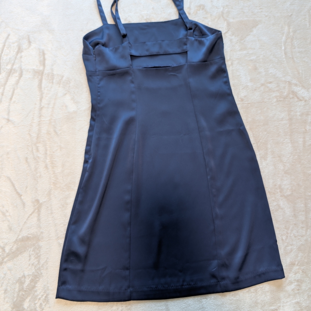 Urban Outfitters UO 90s Style Navy Blue Satin Mini Dress Keyhole Open Back Small - Picture 11 of 15